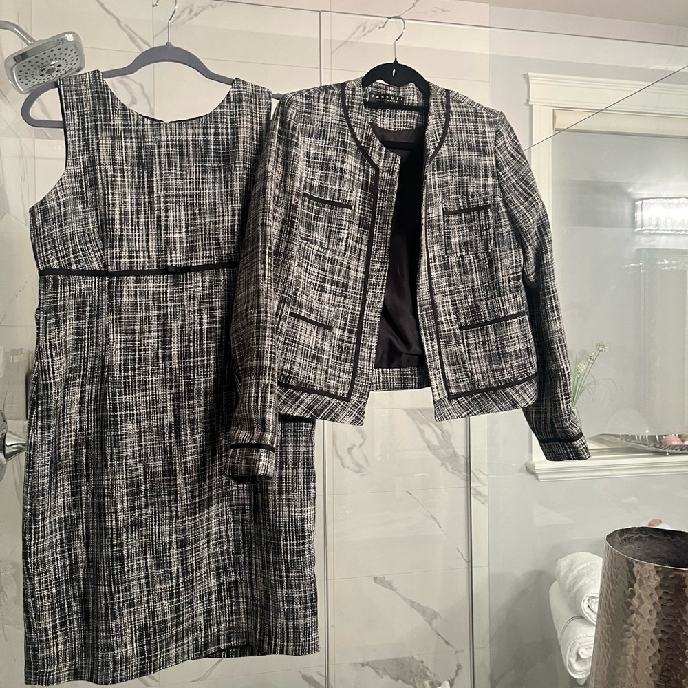 Tessuti two-piece business suit, dress and jacket matching size 10 - Picture 14 of 15